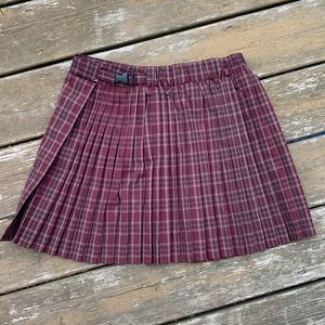 Wild Fable pleated skirt. Never worn, brand new size small